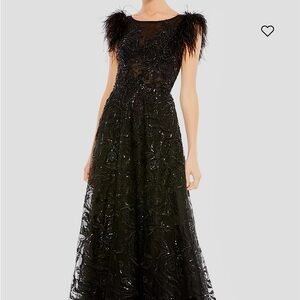 Mac Duggal Black Sleeveless Gown with Crew Neck